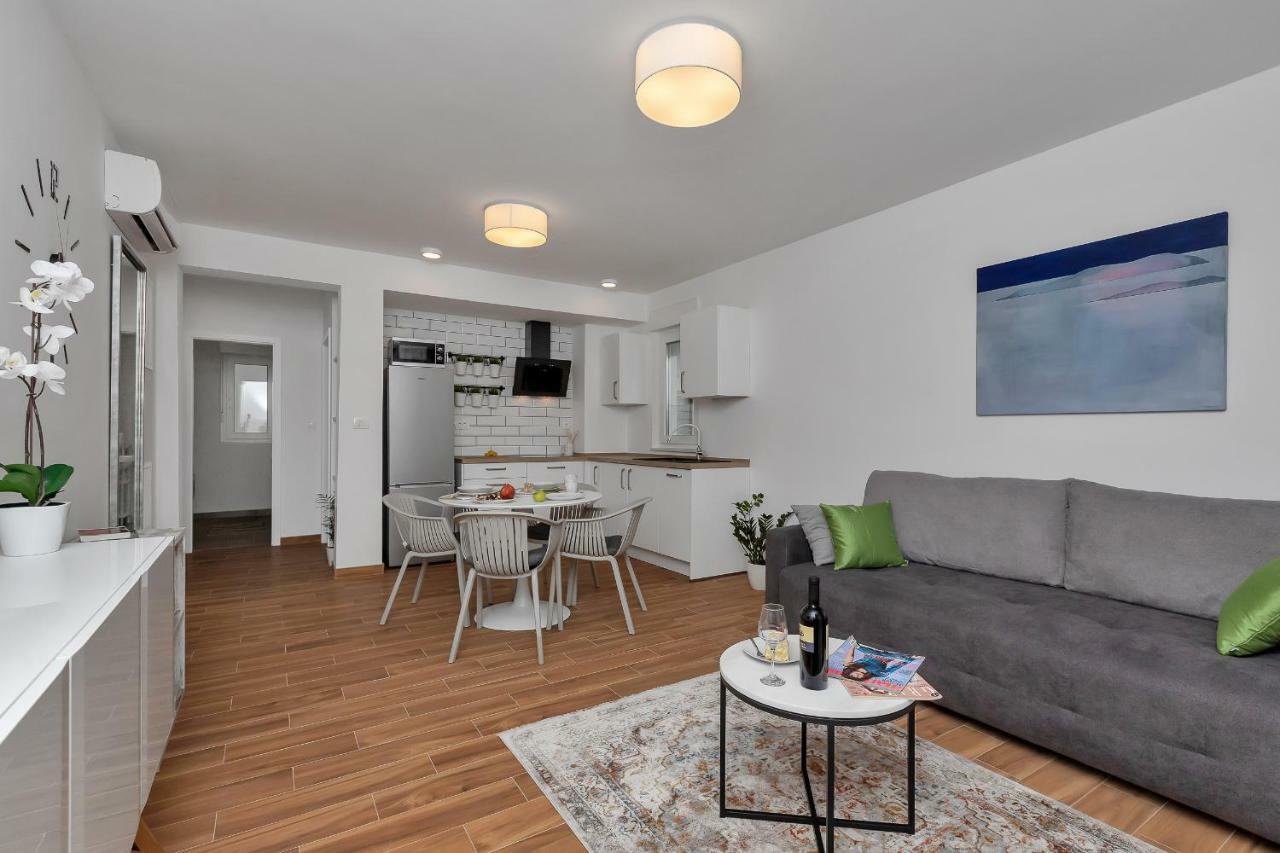 Emilia Lofts Apart otel Tučepi Dış mekan fotoğraf