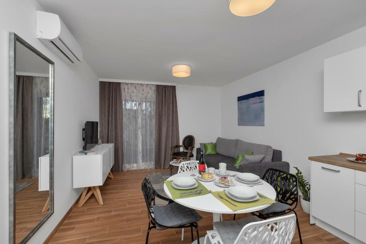 Emilia Lofts Apart otel Tučepi Dış mekan fotoğraf