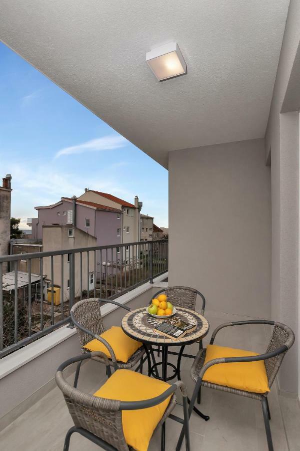 Emilia Lofts Apart otel Tučepi Dış mekan fotoğraf