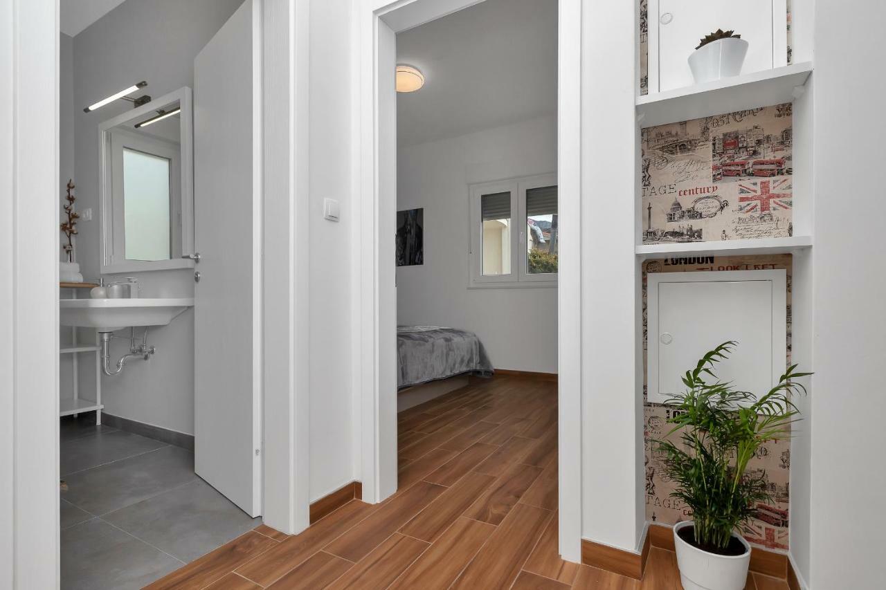 Emilia Lofts Apart otel Tučepi Dış mekan fotoğraf
