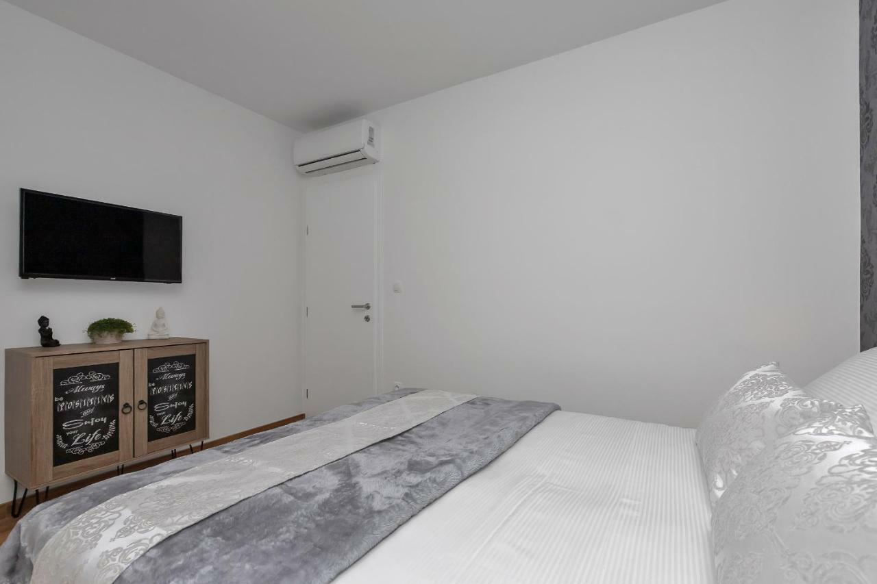 Emilia Lofts Apart otel Tučepi Dış mekan fotoğraf
