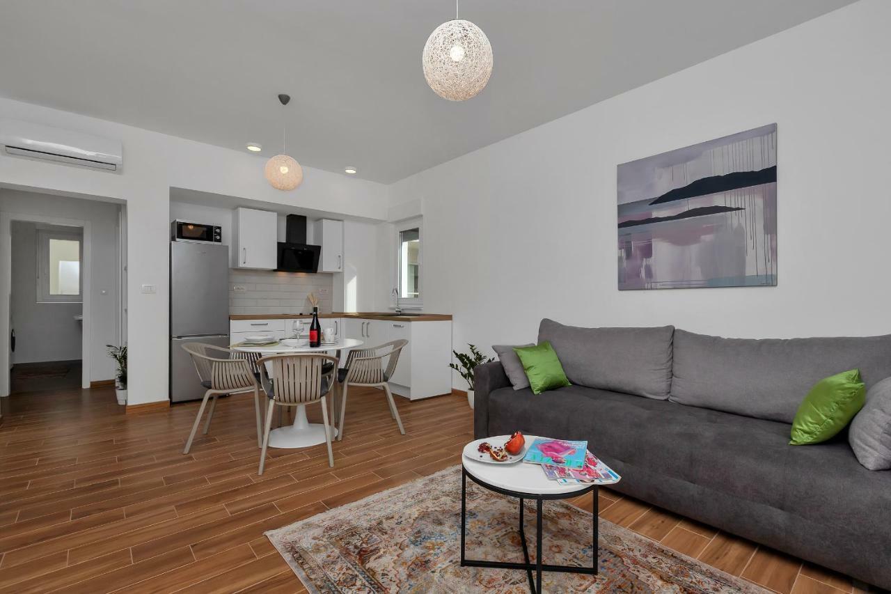 Emilia Lofts Apart otel Tučepi Dış mekan fotoğraf