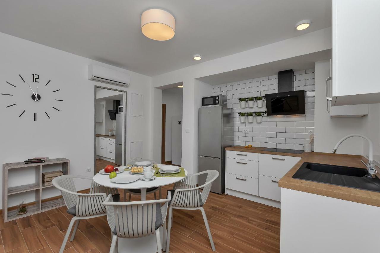 Emilia Lofts Apart otel Tučepi Dış mekan fotoğraf
