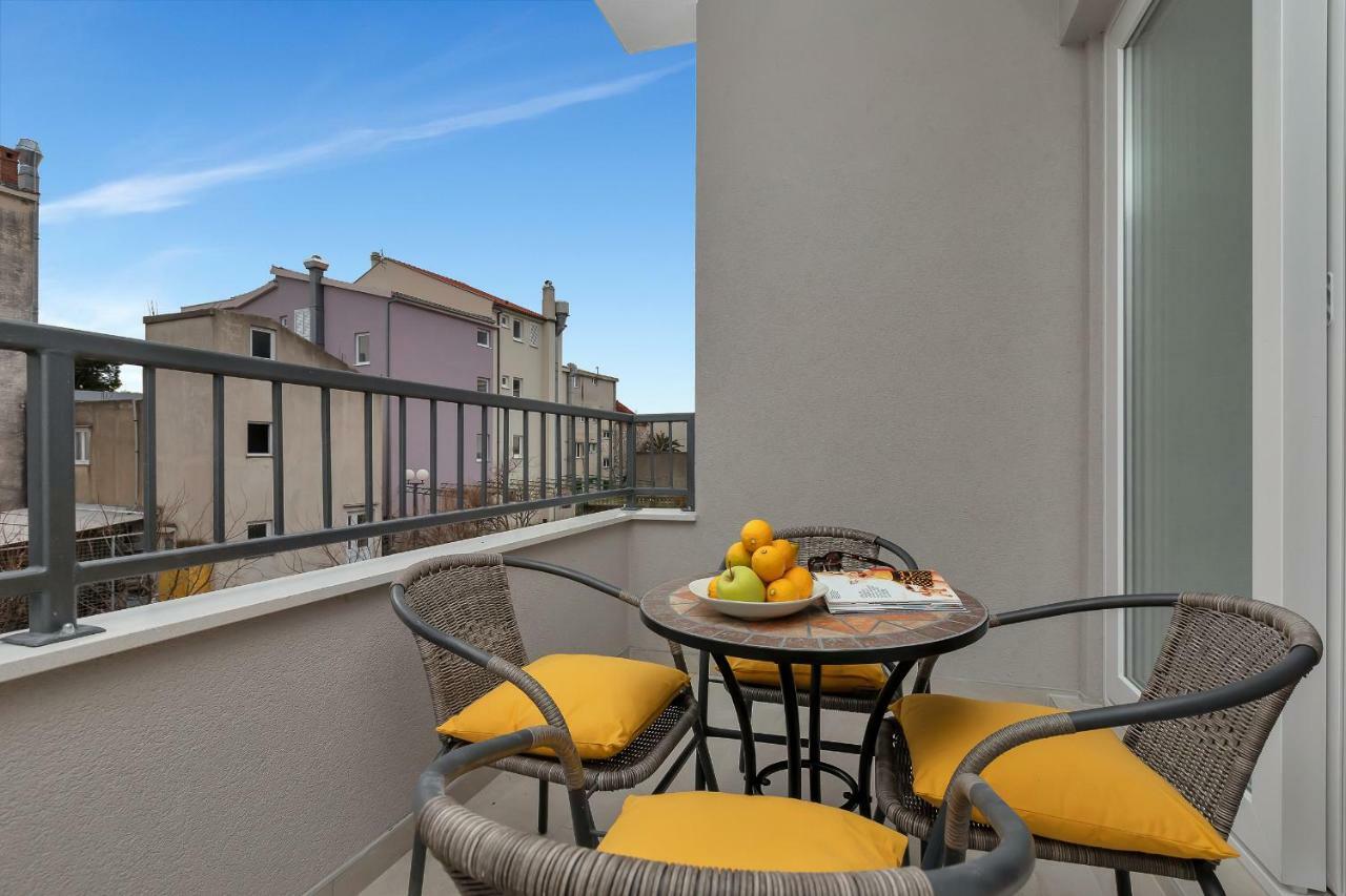 Emilia Lofts Apart otel Tučepi Dış mekan fotoğraf