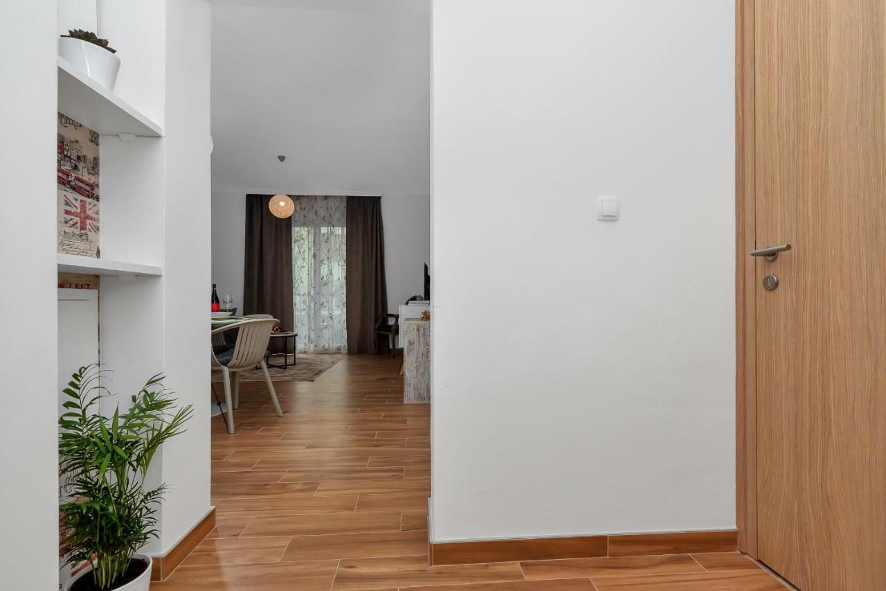 Emilia Lofts Apart otel Tučepi Dış mekan fotoğraf